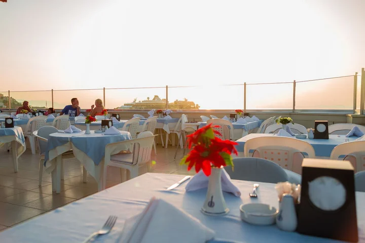Кушадасы: Derici Hotel