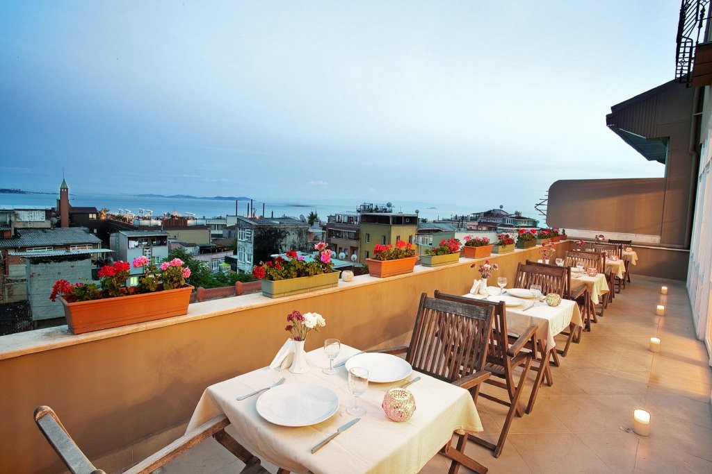 Стамбул: Sumengen Hotel