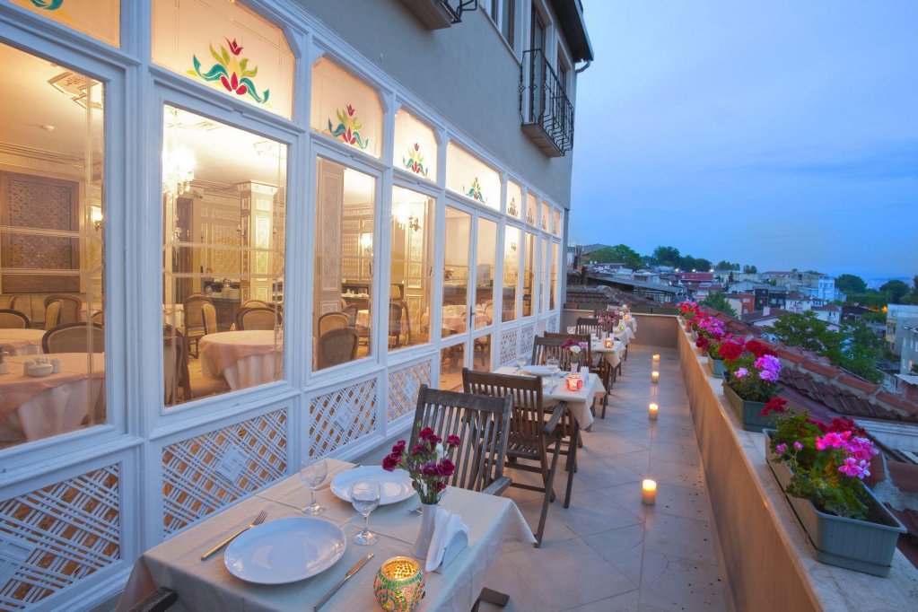 Стамбул: Sumengen Hotel