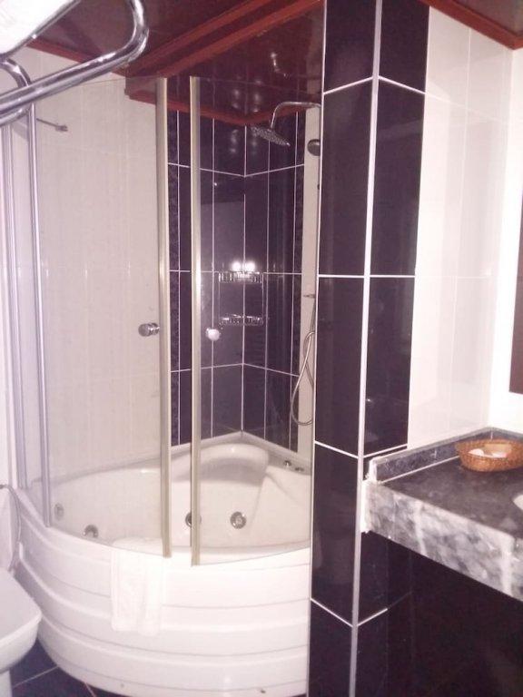 Хопа: Cihan Hotel