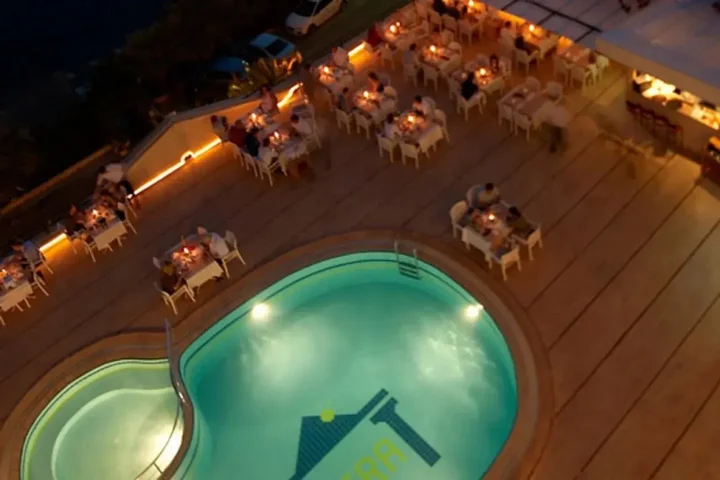 Каш: Hera Hotel