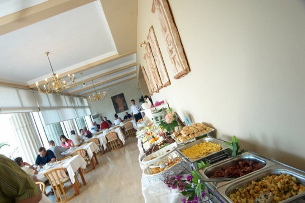 Каш: Hera Hotel