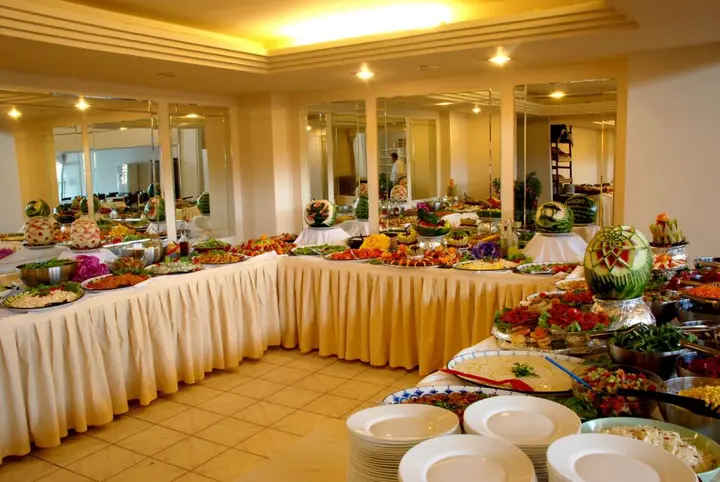 Айвалык: Buyuk Berk Otel