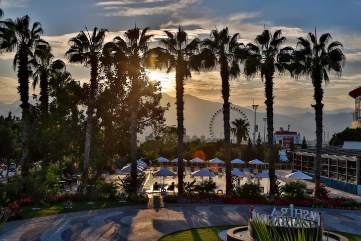 Анталья: Nashira City Resort