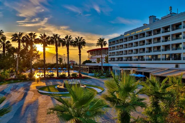 Анталья: Nashira City Resort