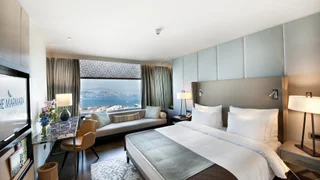 Стамбул: The Marmara Taksim