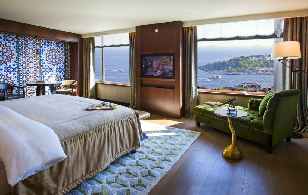 Стамбул: The Marmara Taksim