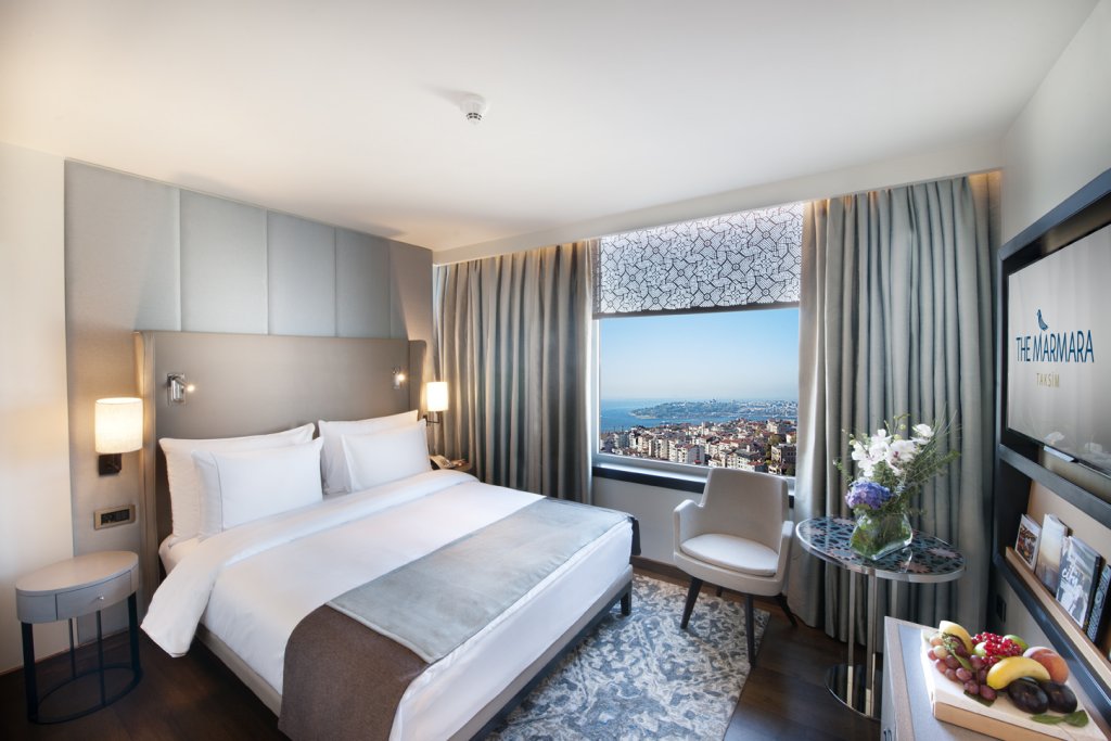 Стамбул: The Marmara Taksim