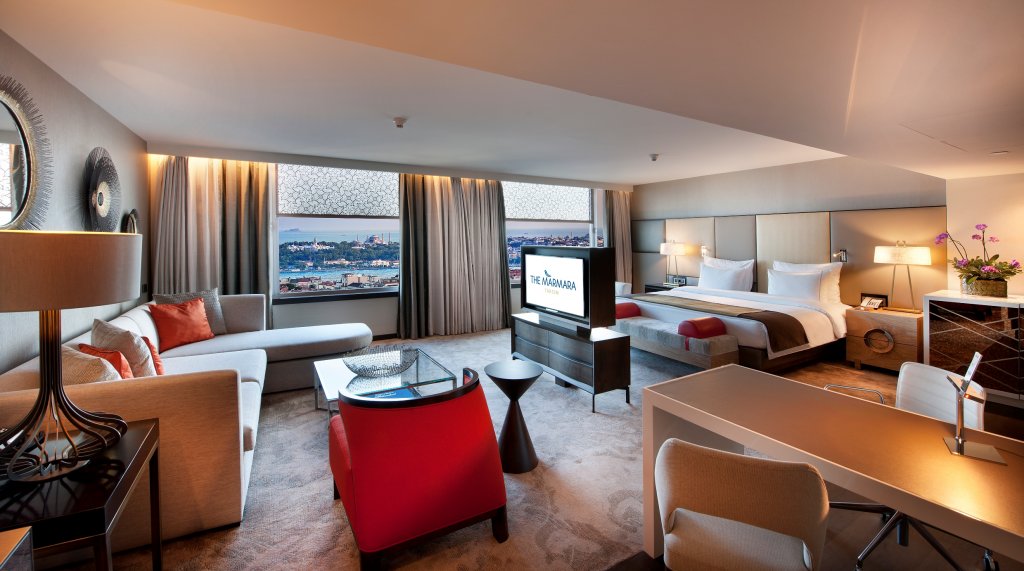 Стамбул: The Marmara Taksim