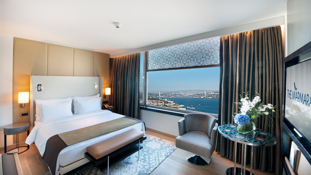 Стамбул: The Marmara Taksim