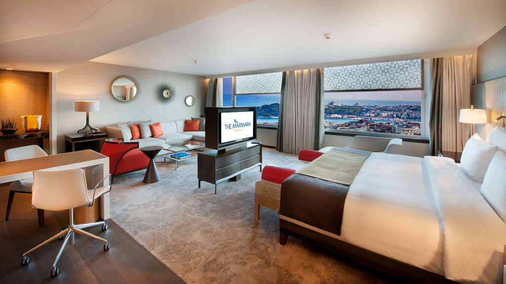 Стамбул: The Marmara Taksim