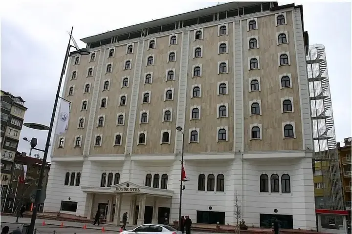 Сивас: Sivas Buyuk Hotel