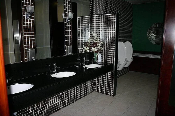 Сивас: Sivas Buyuk Hotel