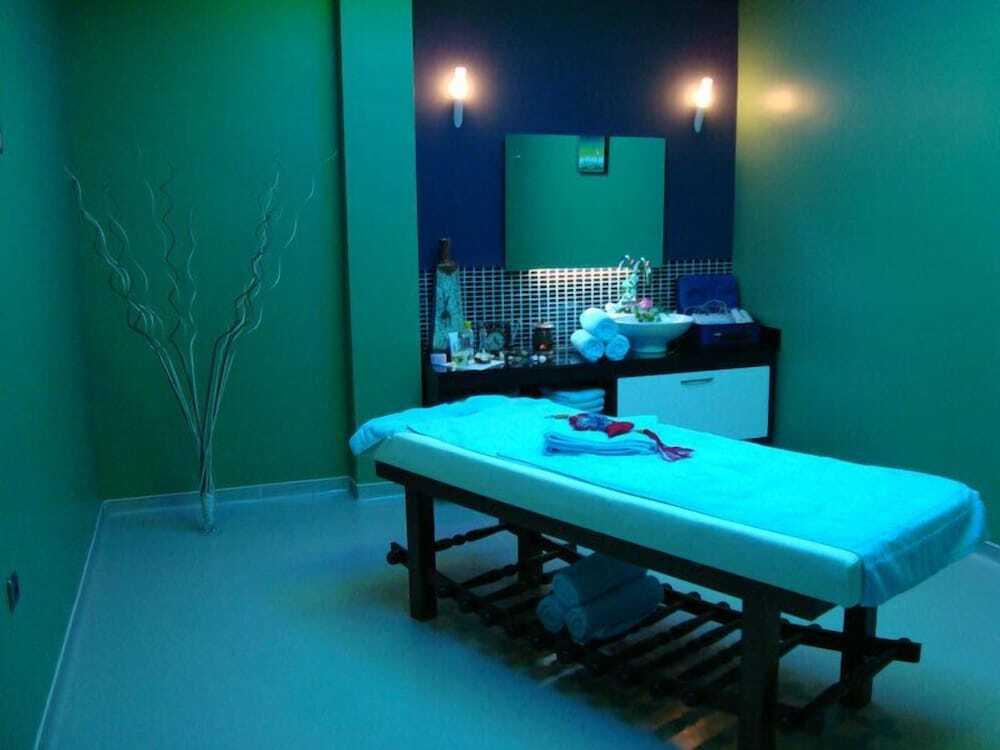 Сивас: Sivas Buyuk Hotel