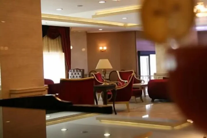 Сивас: Sivas Buyuk Hotel