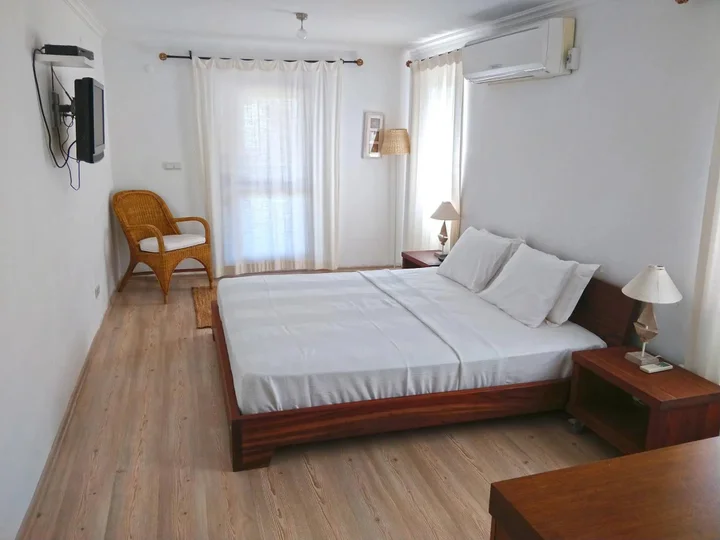 Датча: Zephyros Hotel