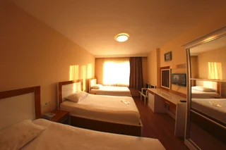 Дюздже: Otel Duzce