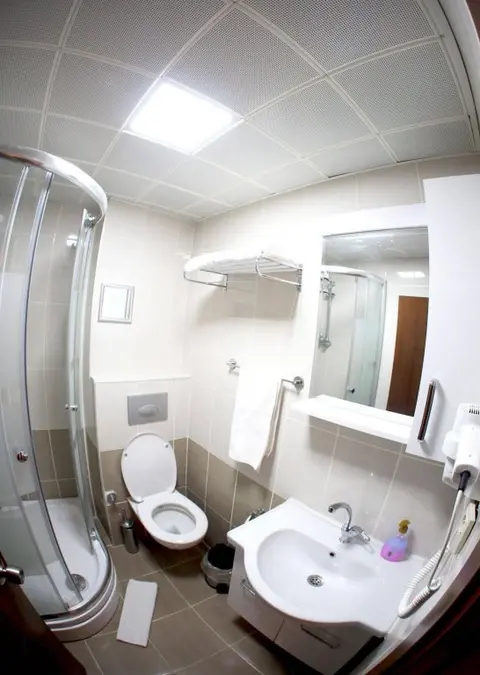 Дюздже: Otel Duzce