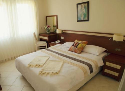 Фетхие: Moneba Suite Apart Hotel