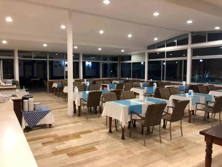 Тургутрейс: Sun and Sea Beach Hotel