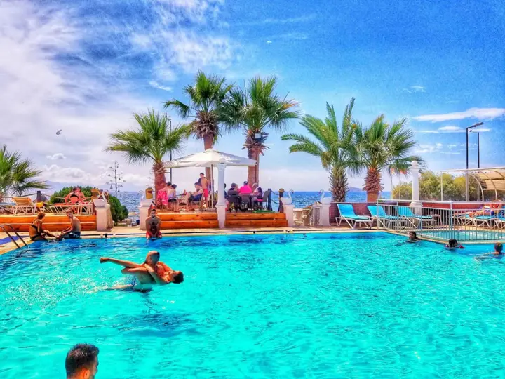 Тургутрейс: Sun and Sea Beach Hotel