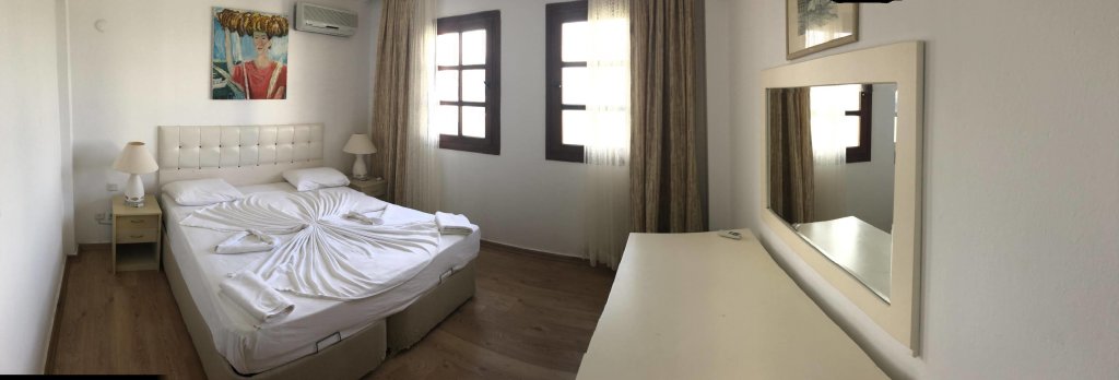 Тургутрейс: Sun and Sea Beach Hotel