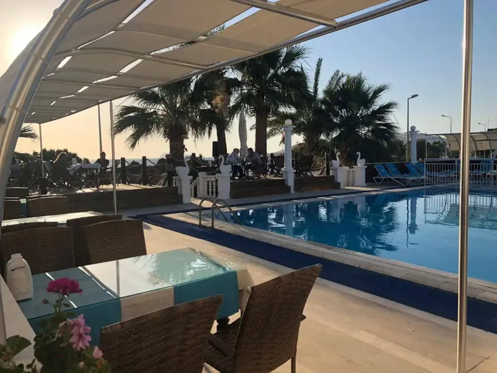 Тургутрейс: Sun and Sea Beach Hotel