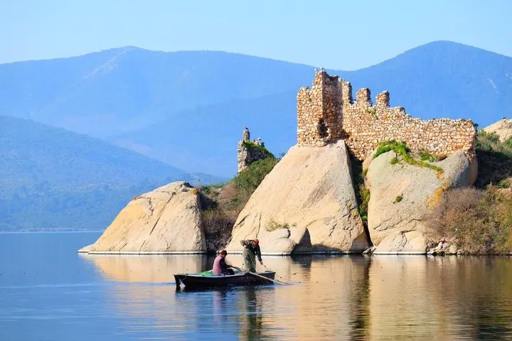 Капикири: Selenes Pension