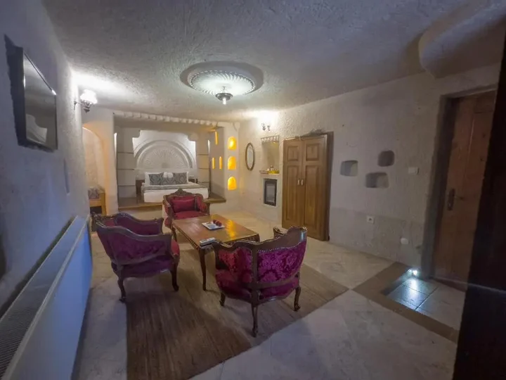 Гёреме: Local Cave House Hotel