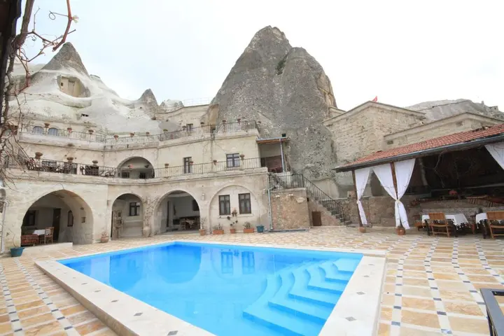 Гёреме: Local Cave House Hotel
