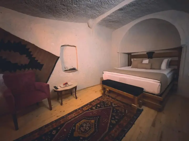 Гёреме: Local Cave House Hotel
