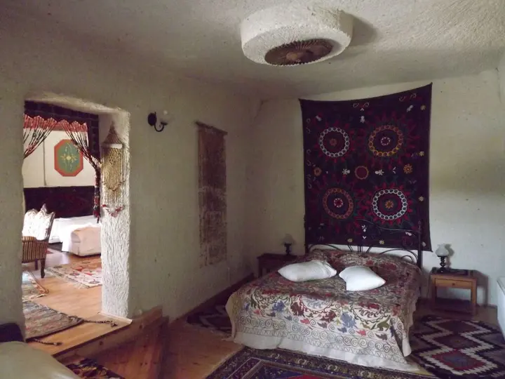 Гёреме: Local Cave House Hotel
