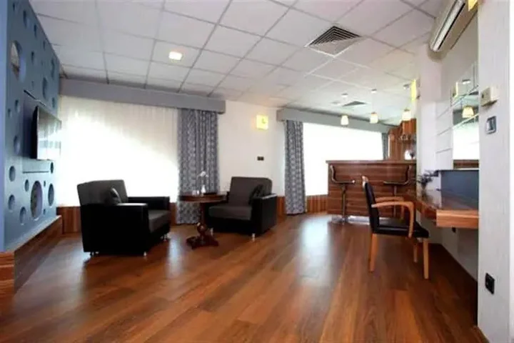 Сакарья: Sakarya Grand Hotel