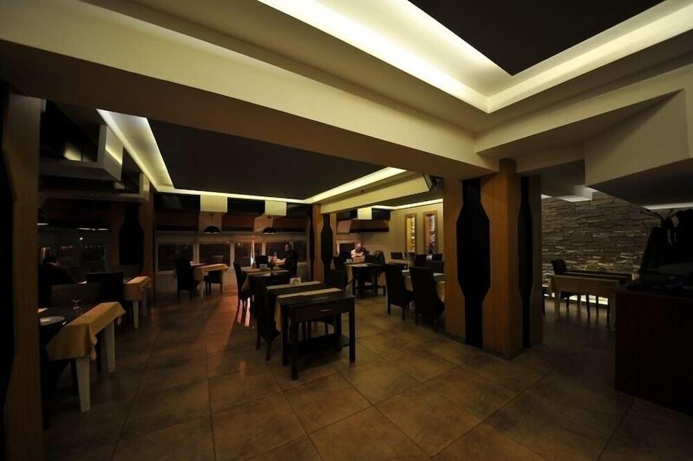 Сакарья: Sakarya Grand Hotel