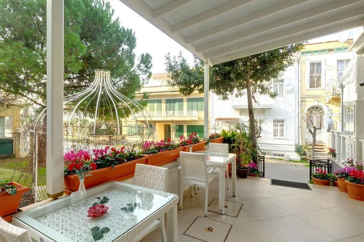 Бююкада: White Palace Otel
