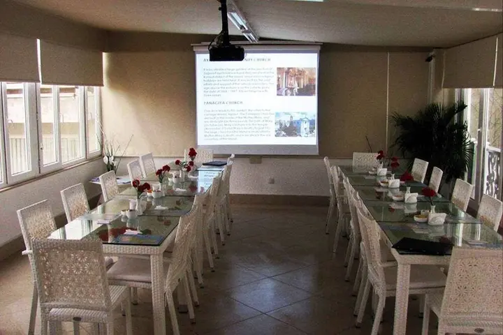 Бююкада: White Palace Otel