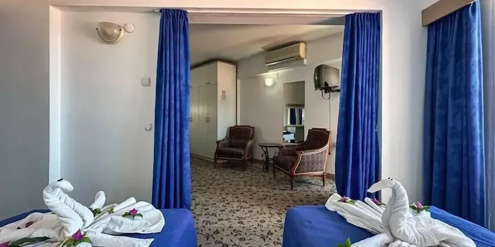Кушадасы: Hotel Albora