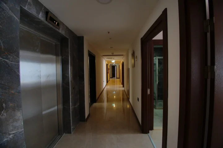 Измир: Отель Paris Prestige Izmir