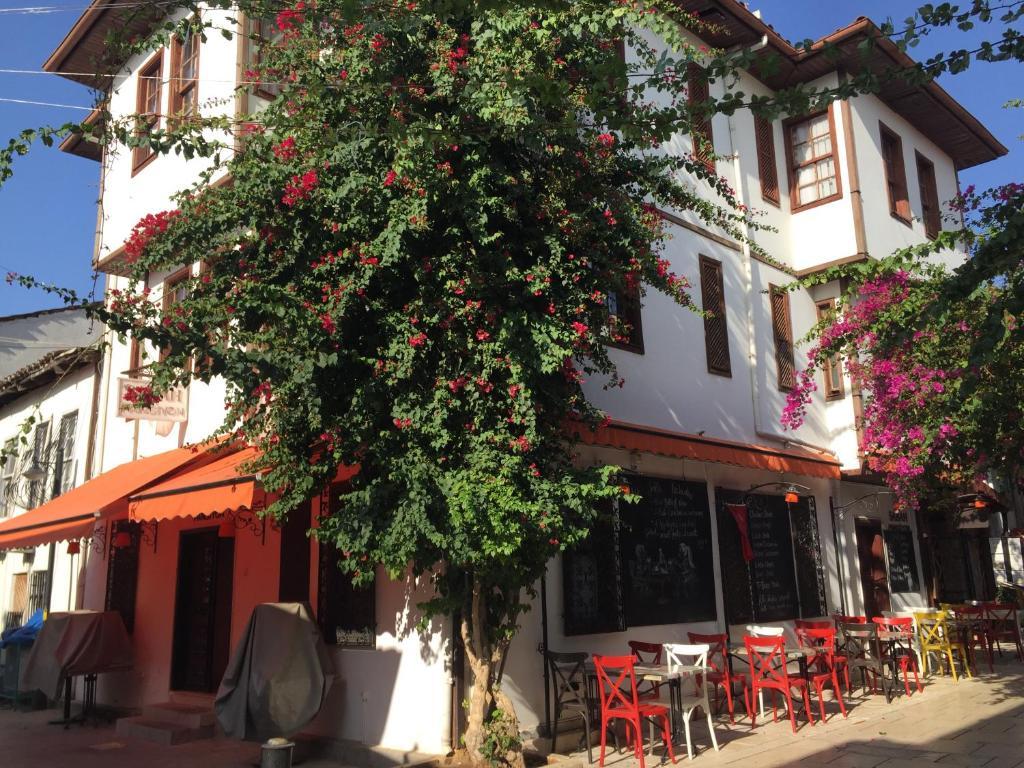 Анталья: Sabah Gurses Villas