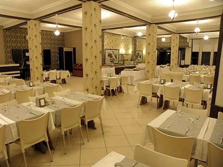 Гузеляли: Hotel Kum