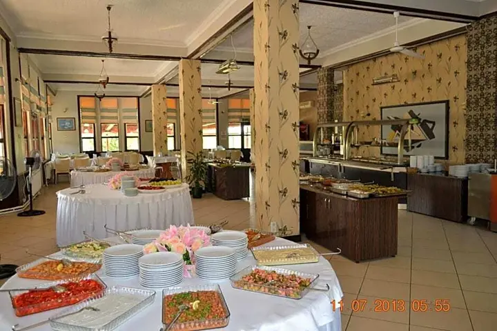 Гузеляли: Hotel Kum