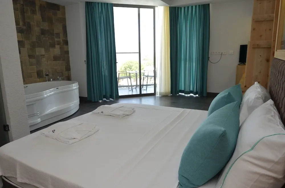 Бодрум: Herodot Beach Otel Bodrum