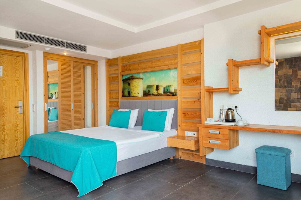 Бодрум: Herodot Beach Otel Bodrum