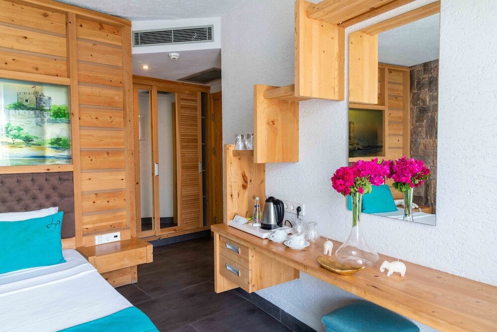 Бодрум: Herodot Beach Otel Bodrum