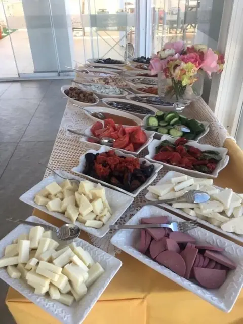 Айвалык: Su Otel Cunda