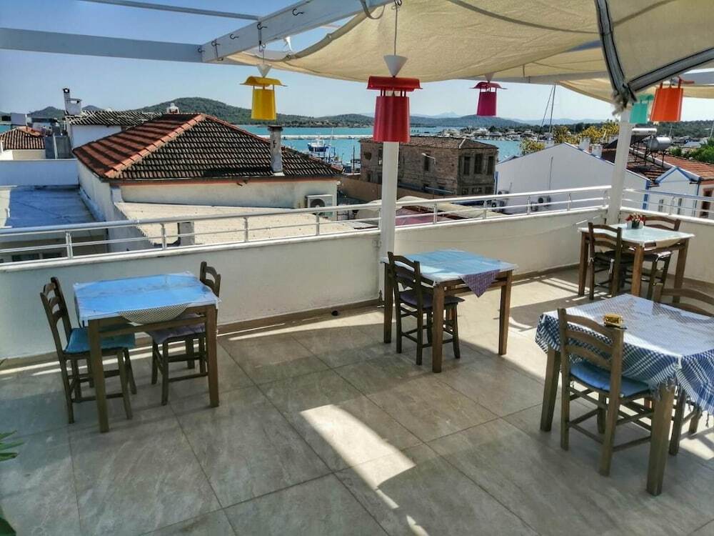 Айвалык: Su Otel Cunda