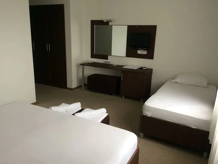 Бююкчекмедже: Legend Hotel Tem