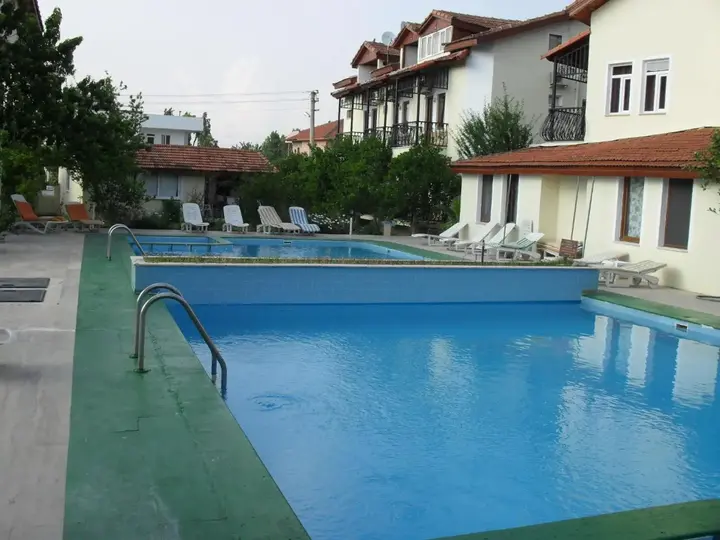 Дальян: Villa Ozalp Apartments