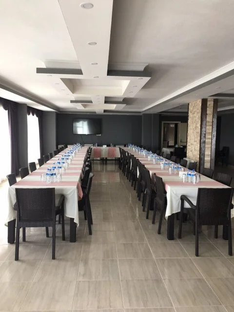 Арсин: Greenlife Hotel