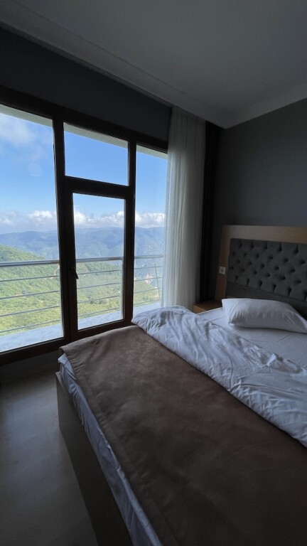 Арсин: Greenlife Hotel